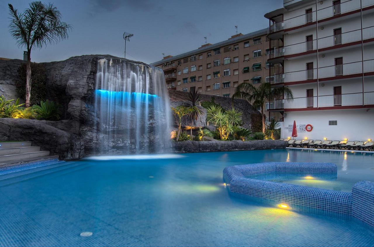 Hotel Papi Malgrat de Mar Exteriör bild