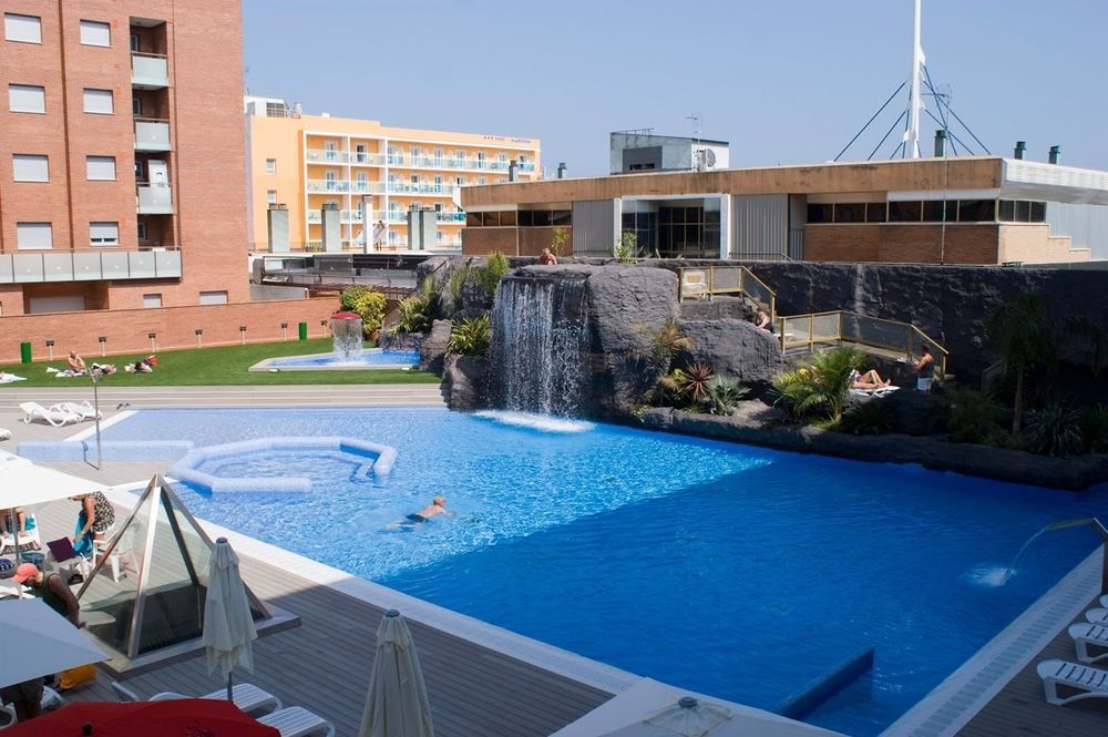 Hotel Papi Malgrat de Mar Exteriör bild